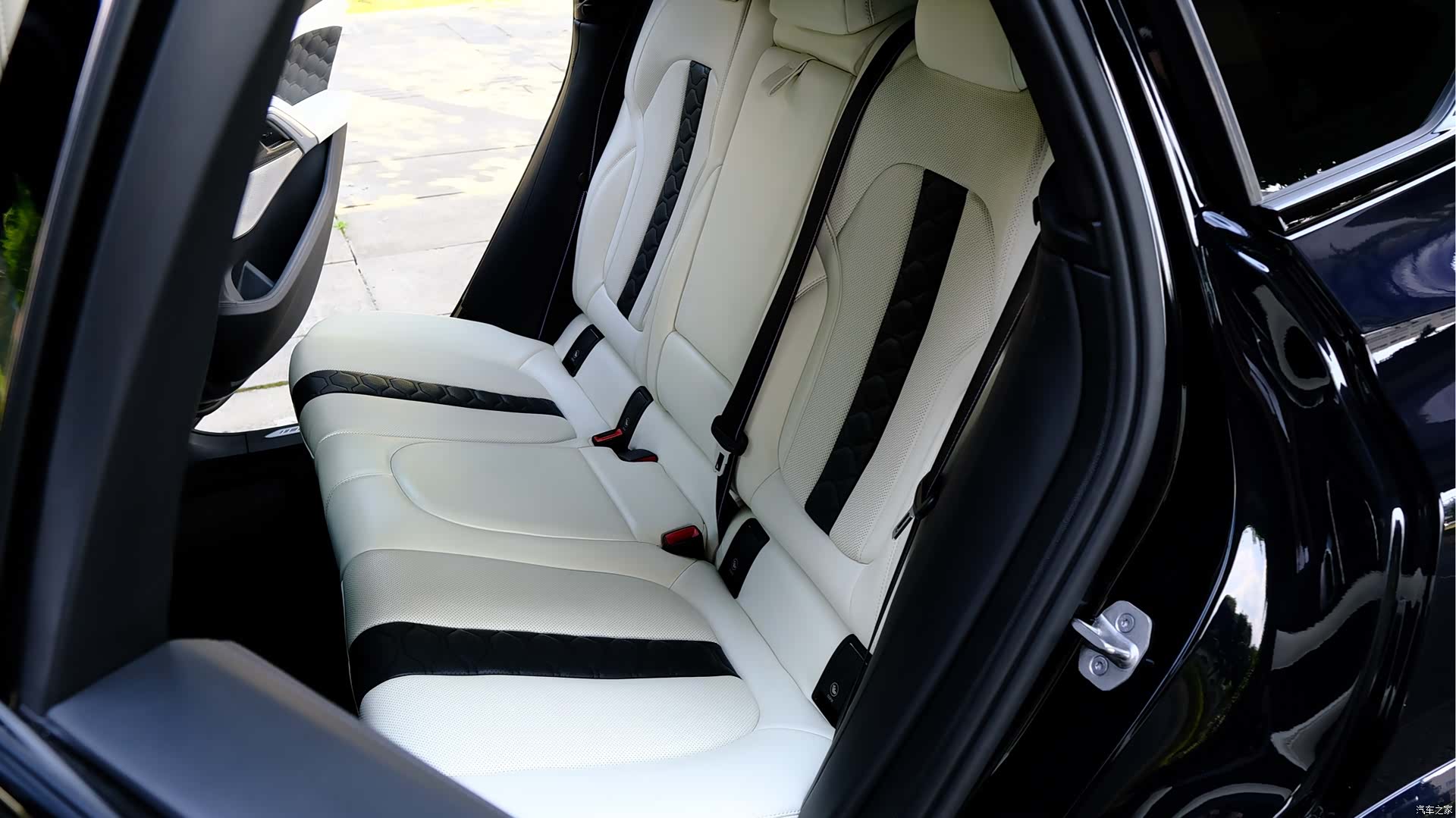 BMW X6, 2021 14