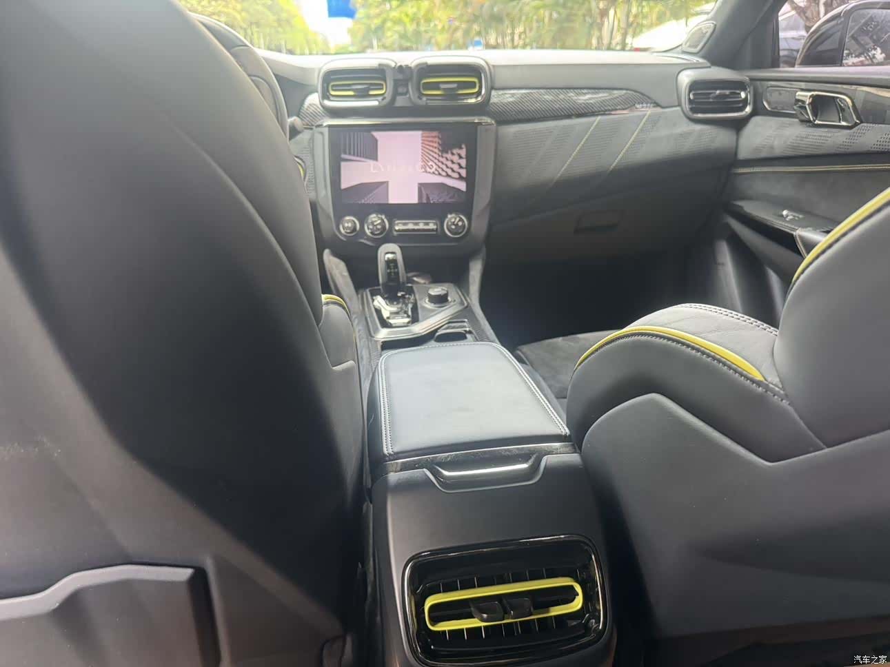 Lynk & Co 01, 2019 6