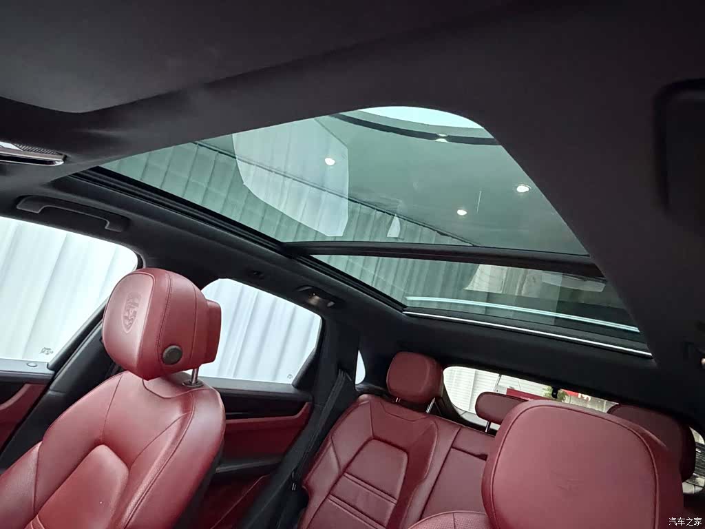 Porsche Cayenne, 2019 8