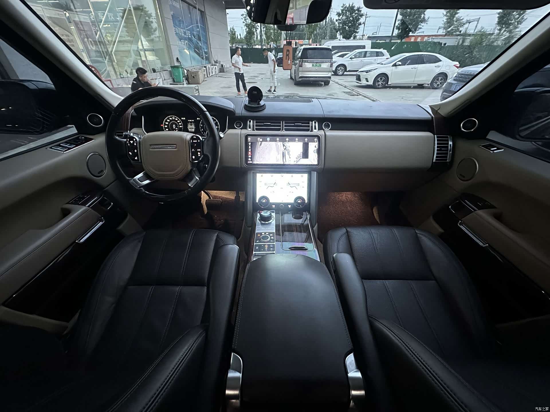 Land Rover Range Rover, 2018 все фото