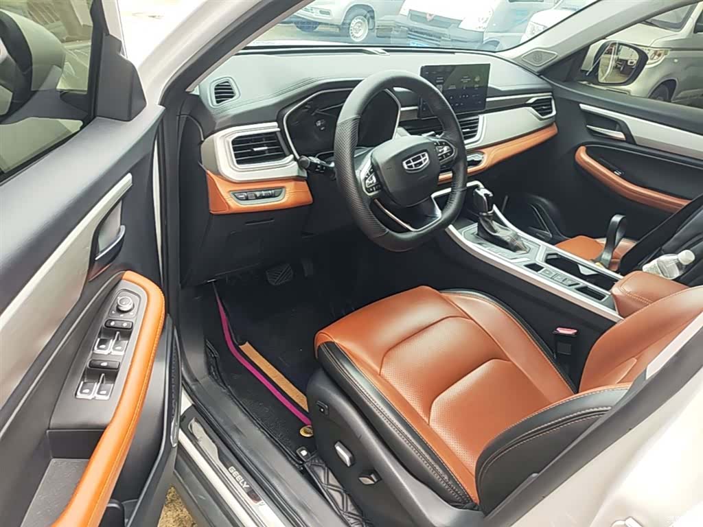 Geely X6, 2020 16