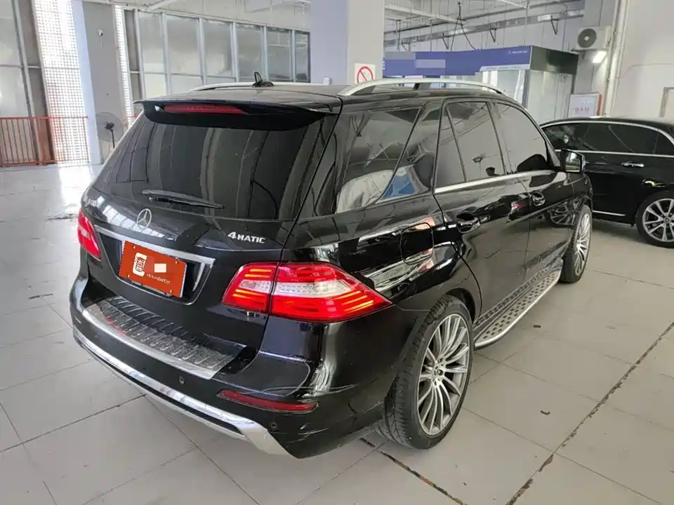 Mercedes-Benz M class