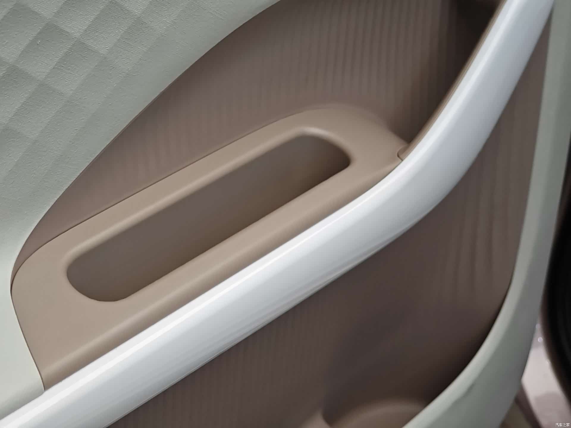 Geely Panda, 2025 9