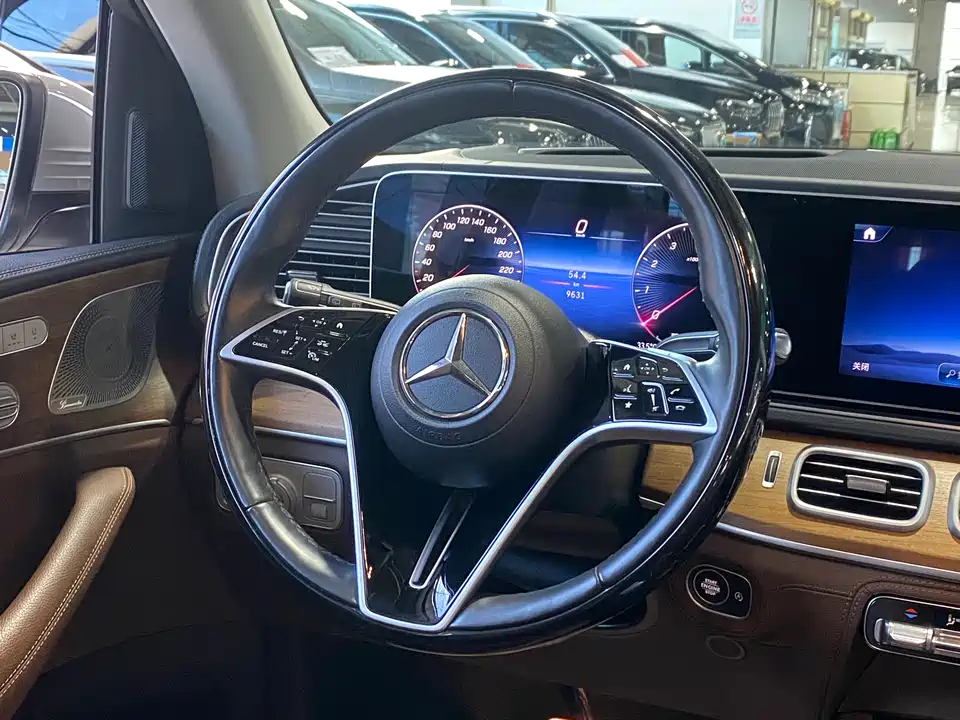 Mercedes-Benz GLS