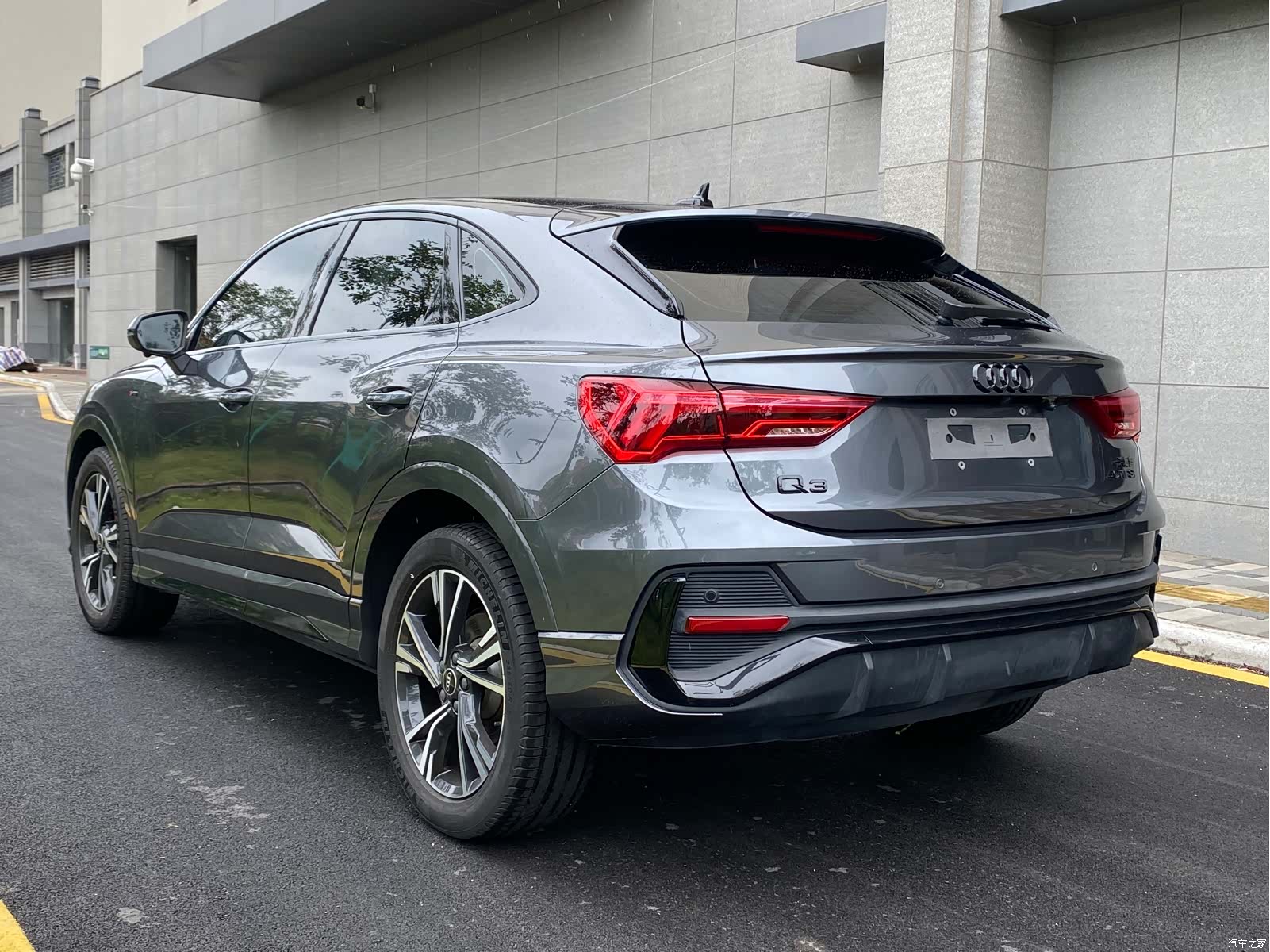 Audi Q3, 2023 6
