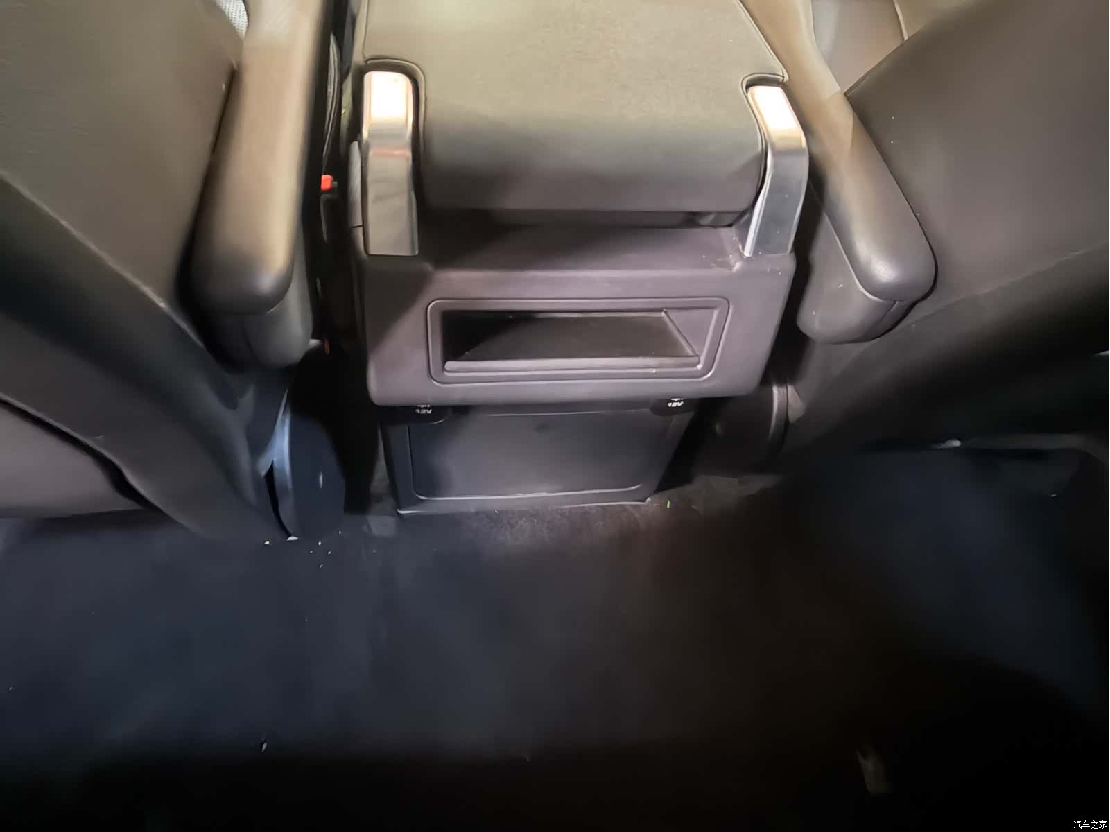 Land Rover Discovery, 2017 4