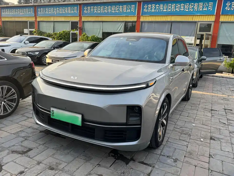Li Auto Ideal L8