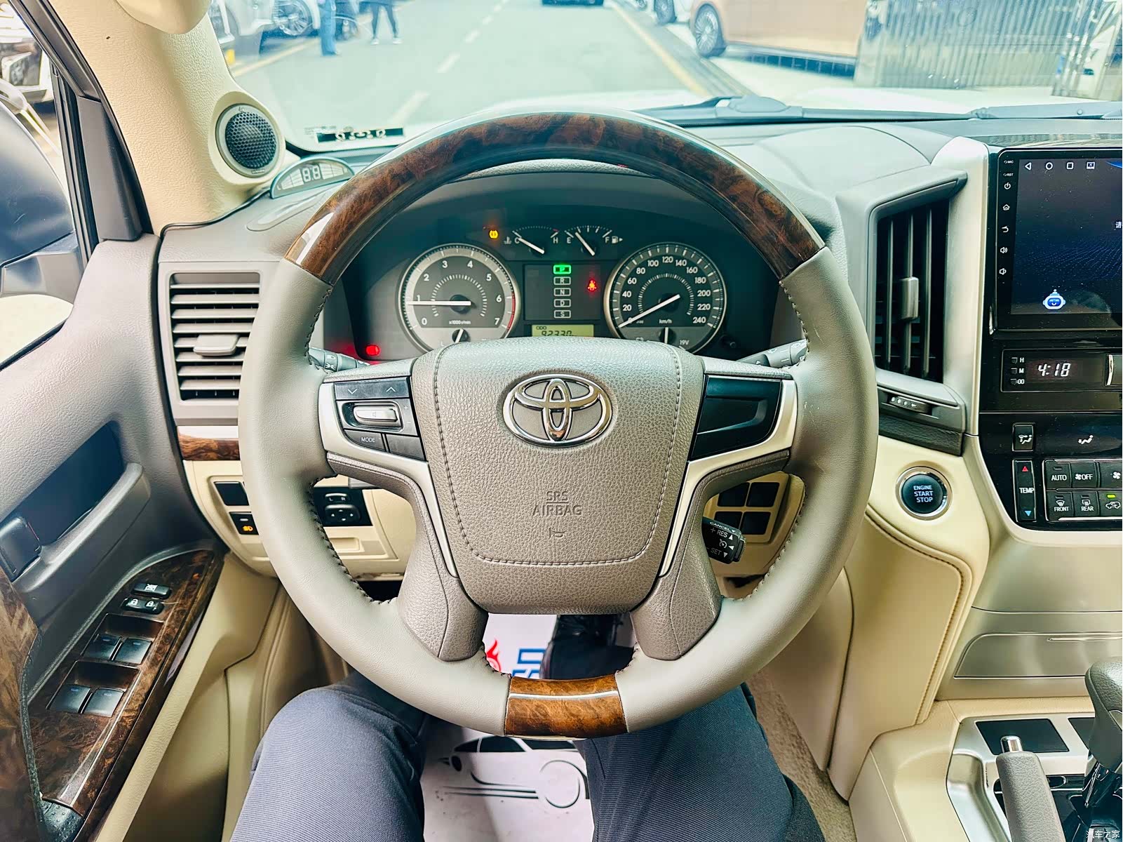Toyota Land Cruiser, 2020 8