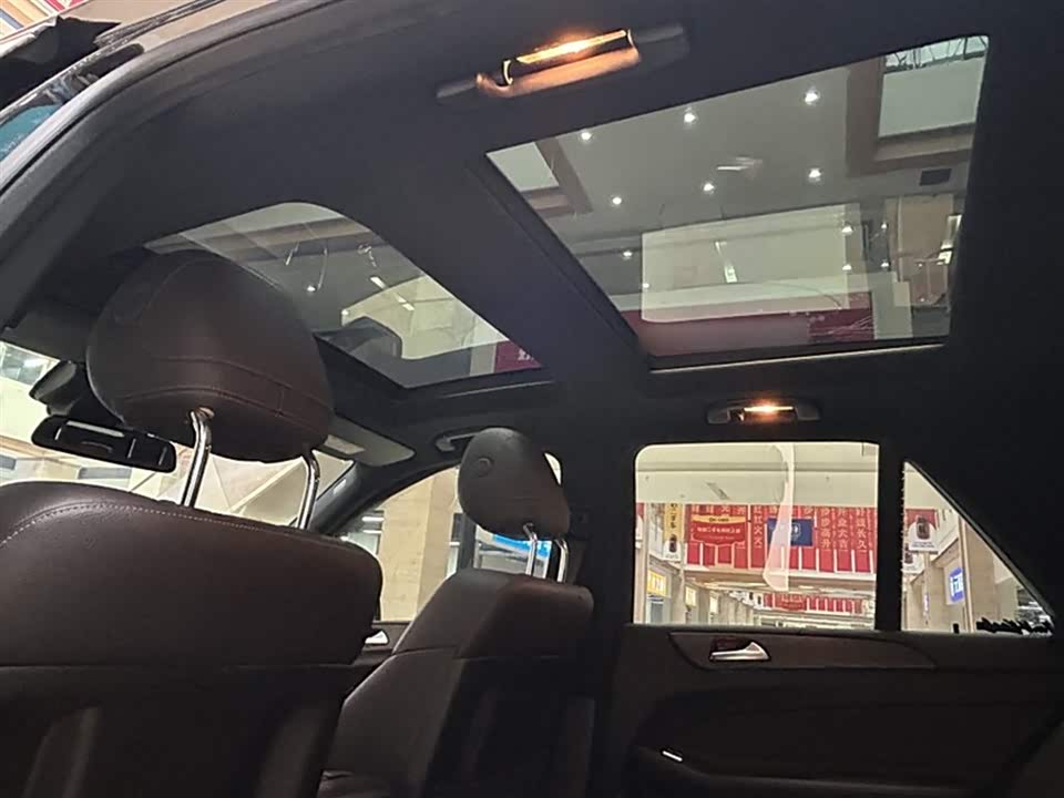 Mercedes-Benz GLE Mercedes-Benz GLE
