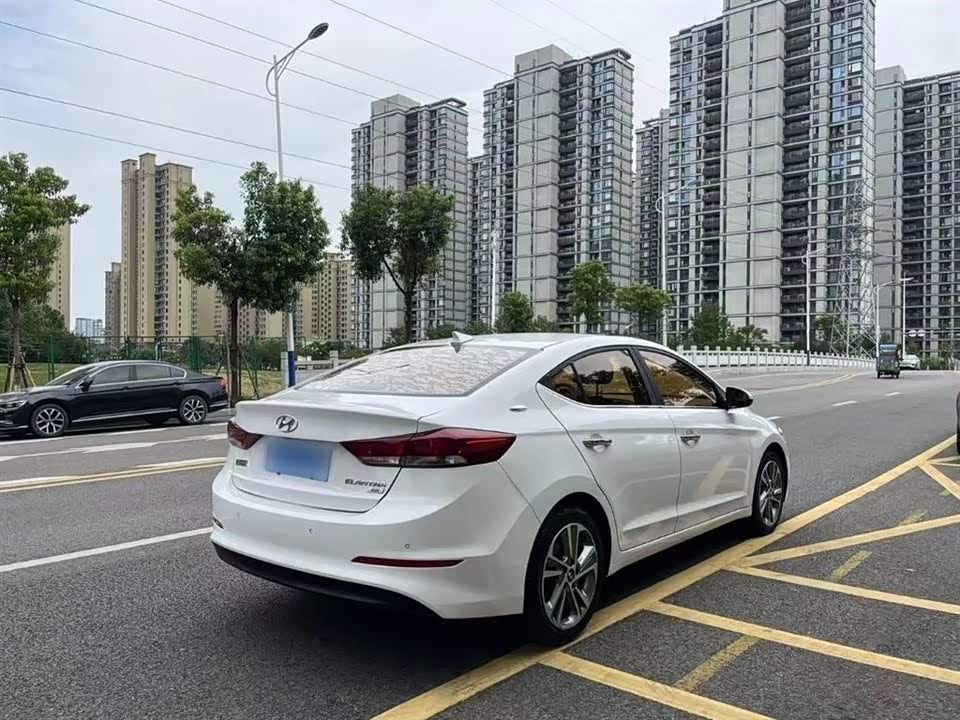 Hyundai Lead
