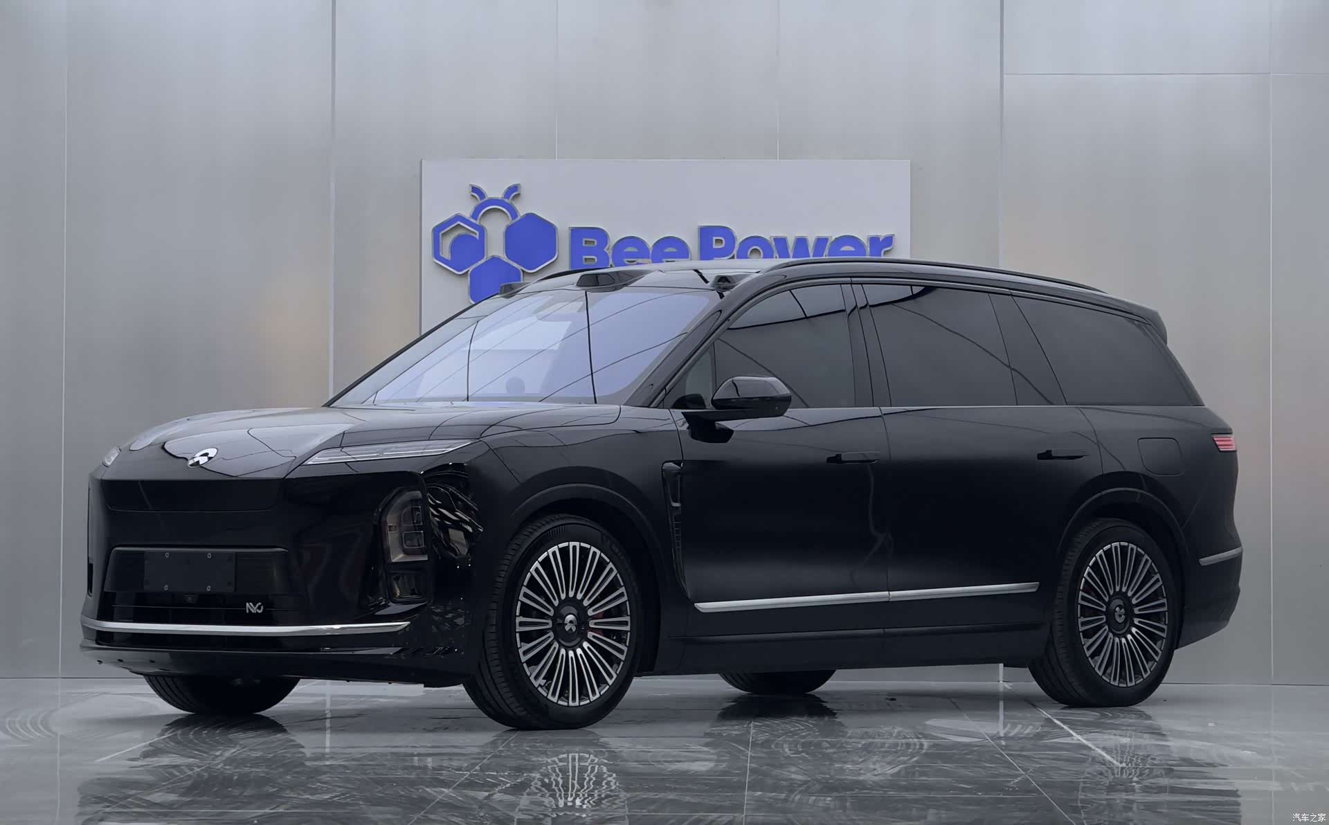 NIO ES8, 2025 1