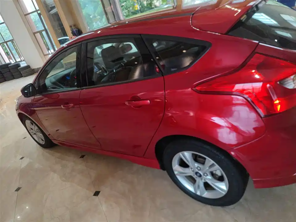 Ford Fox