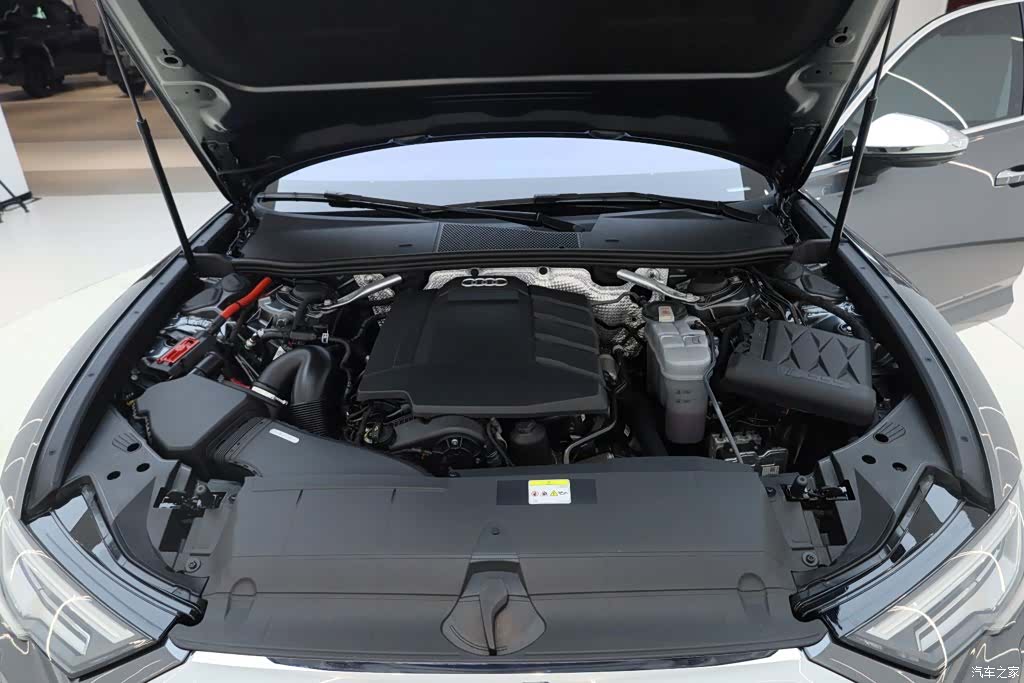 Audi A6L, 2022 11