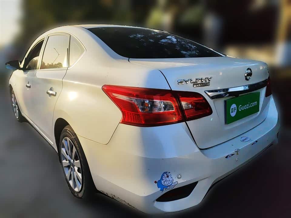 Nissan Xuan Yi