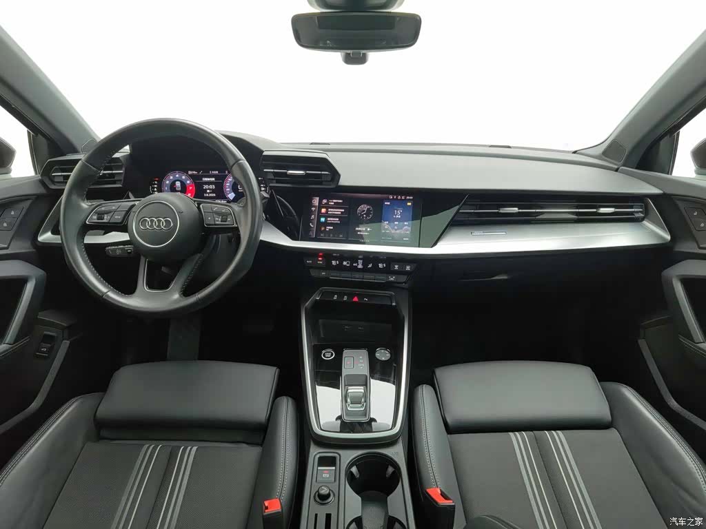 Audi A3, 2023 все фото