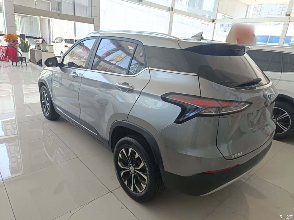 Wuling 510, 2018 все фото