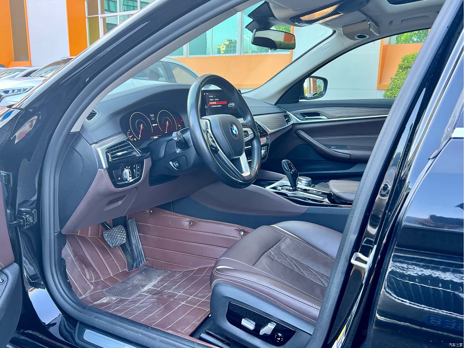 BMW 5 Series, 2019 4