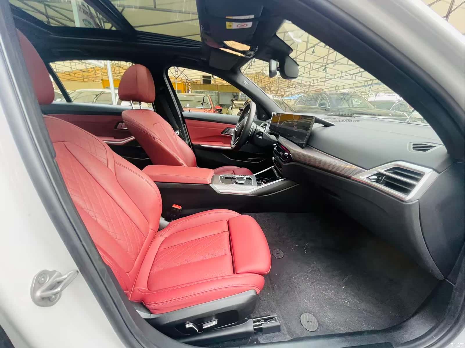 BMW 3 Series, 2024 10