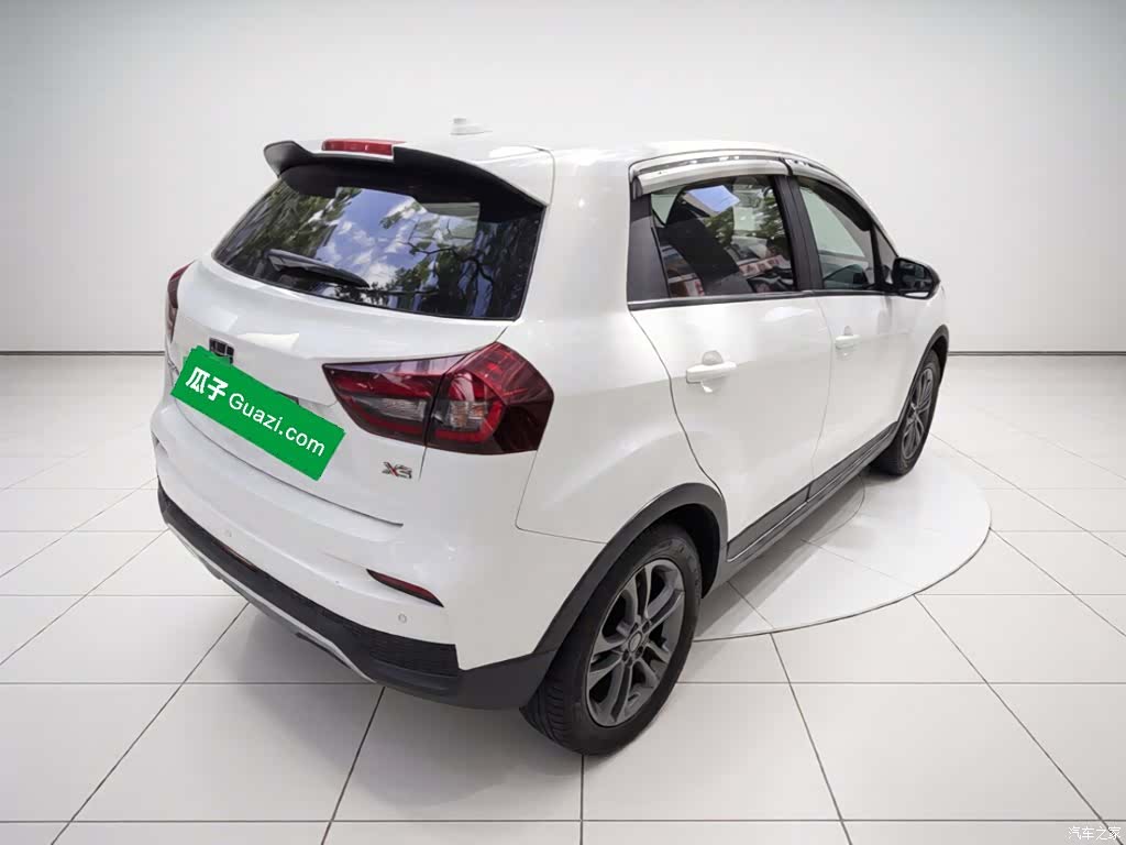 Geely X3, 2020 4