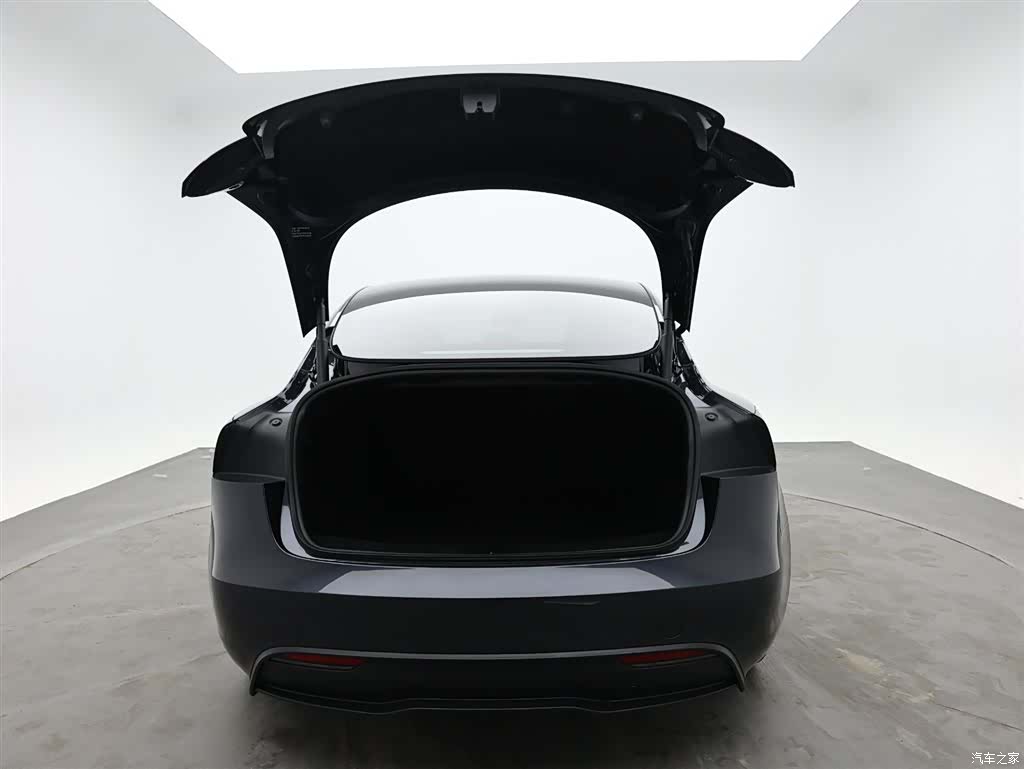 Tesla Model 3, 2024 8