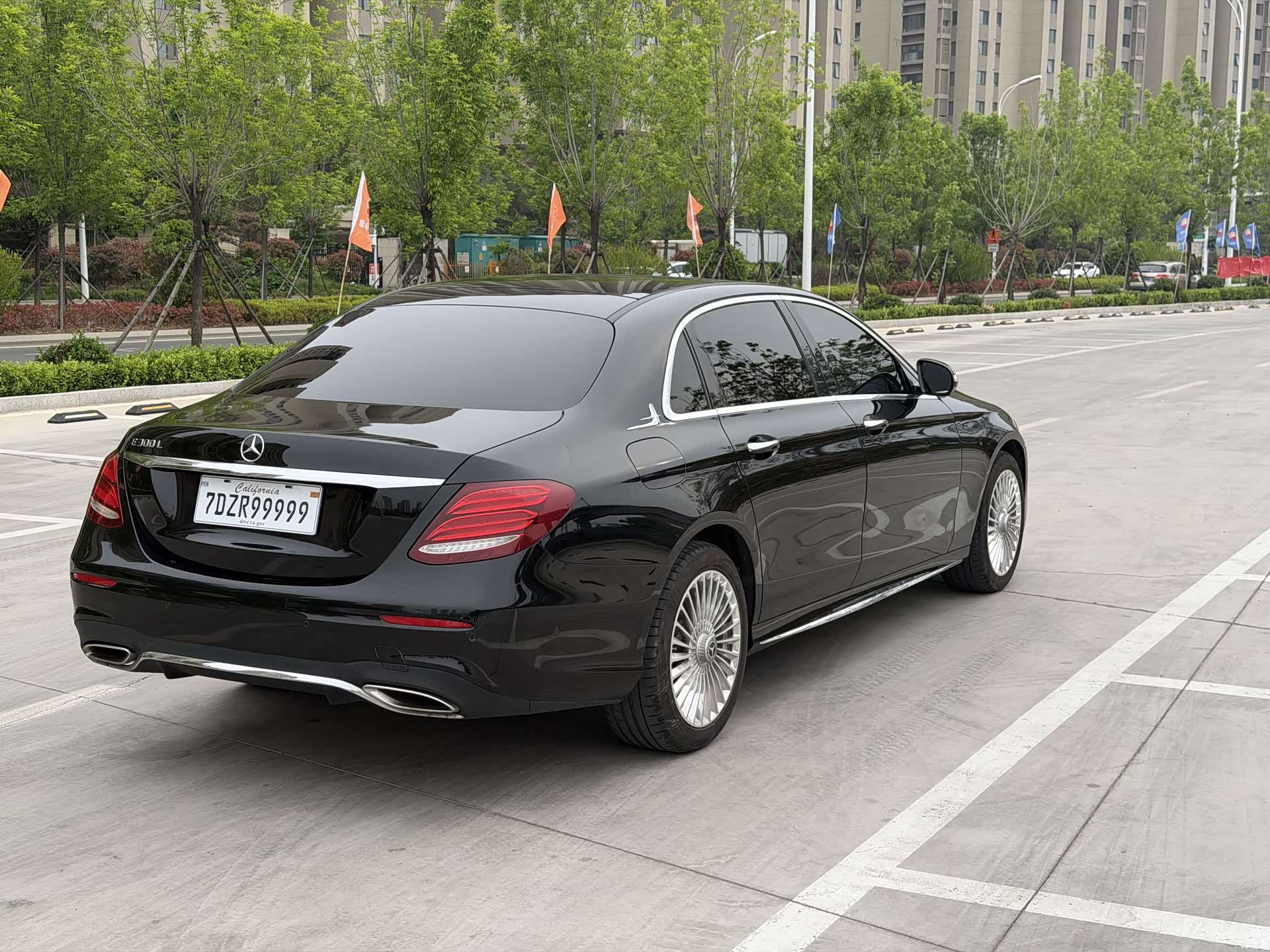 Mercedes-Benz E-Class, 2019 4