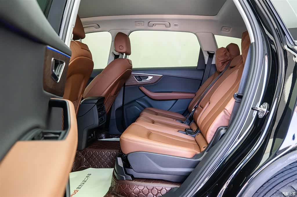 Audi Q7, 2023 12