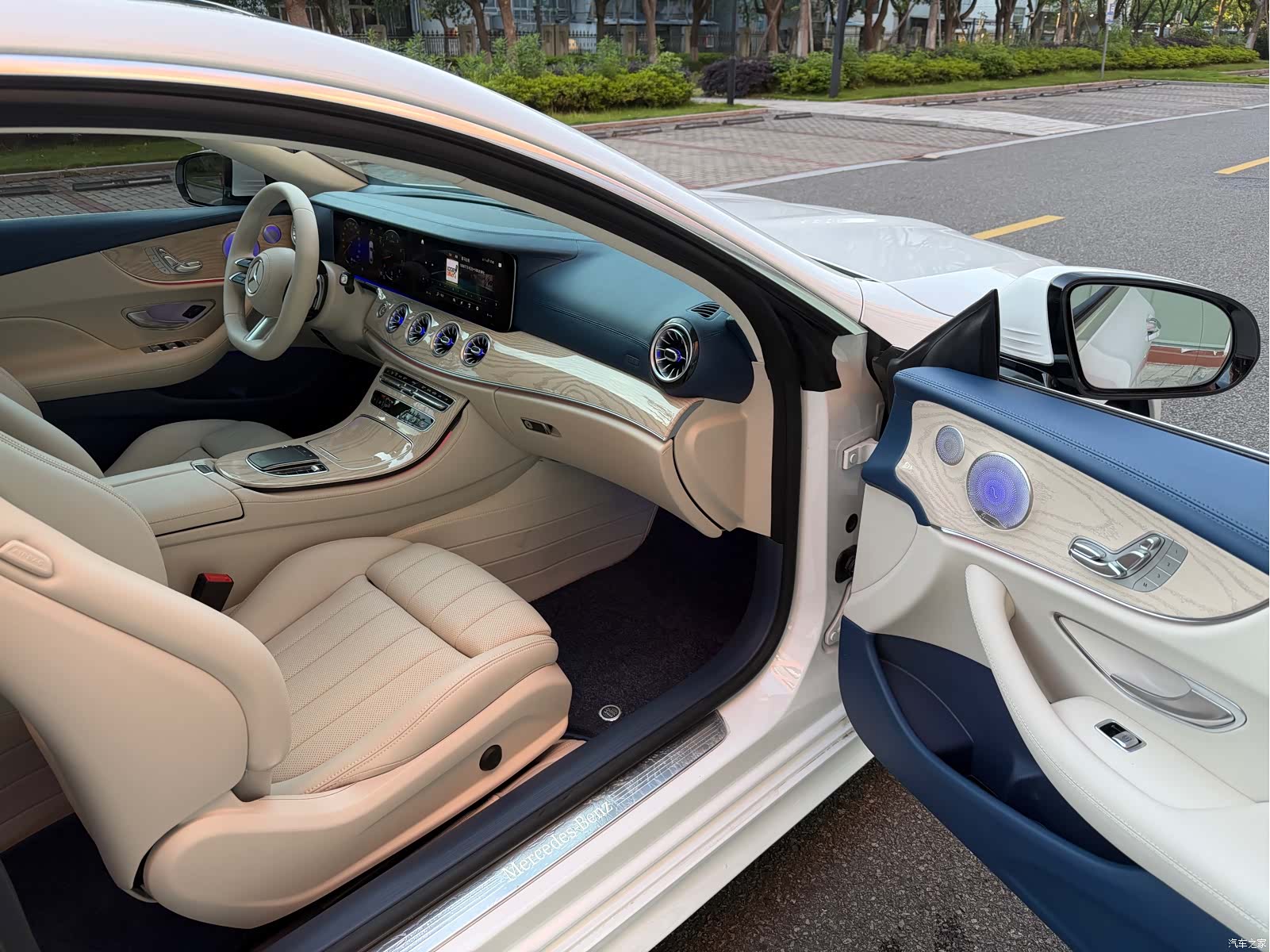Mercedes-Benz E-Class, 2022 17