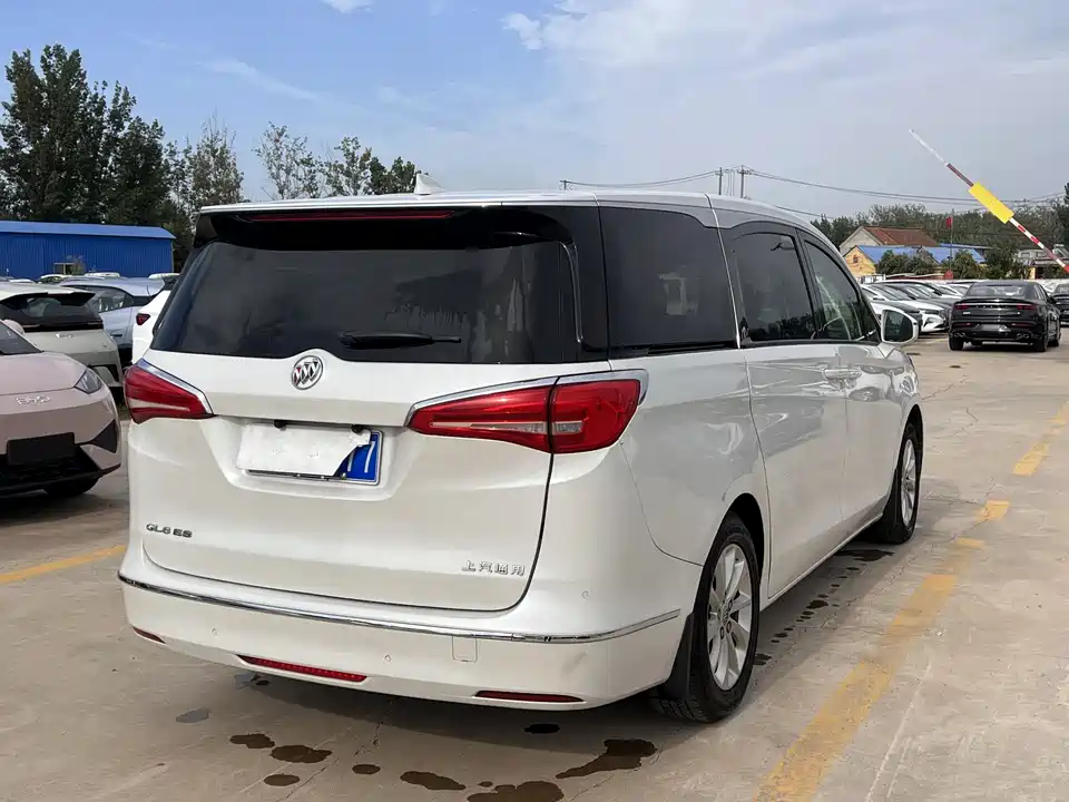 Buick GL8