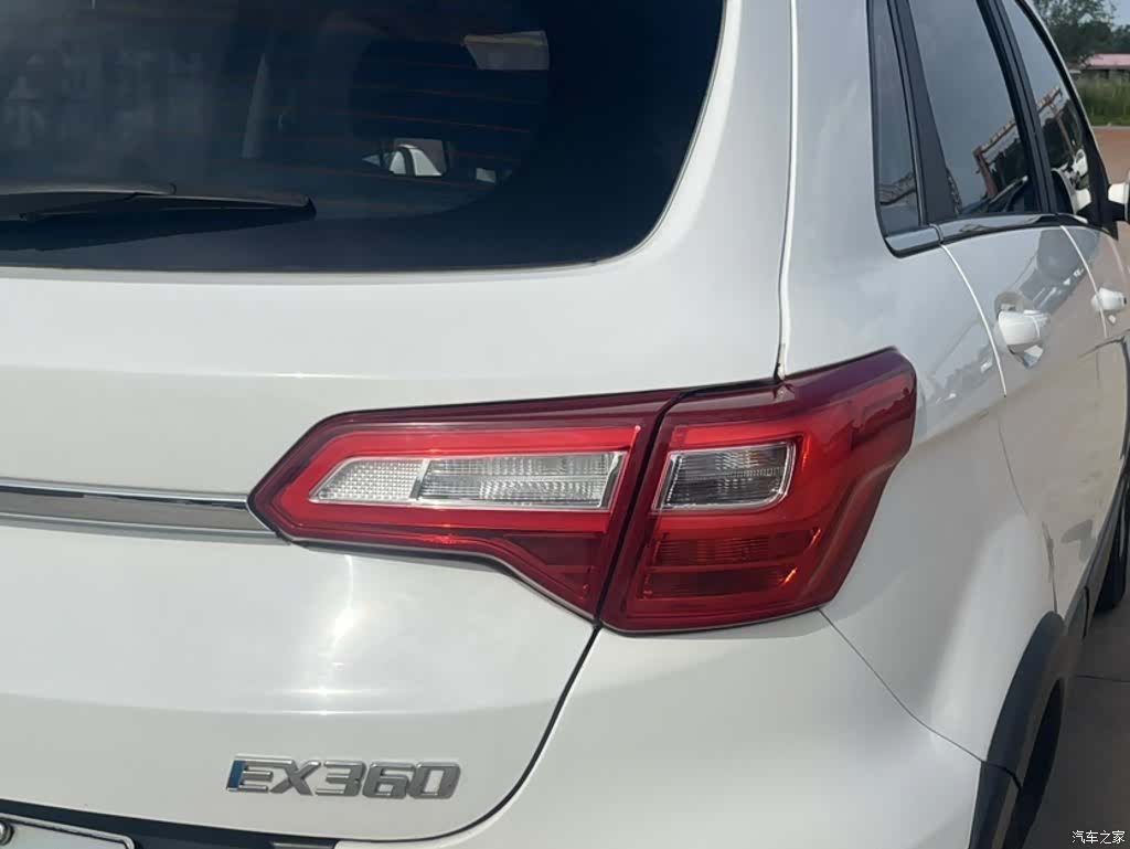 BAIC EX360, 2019 9