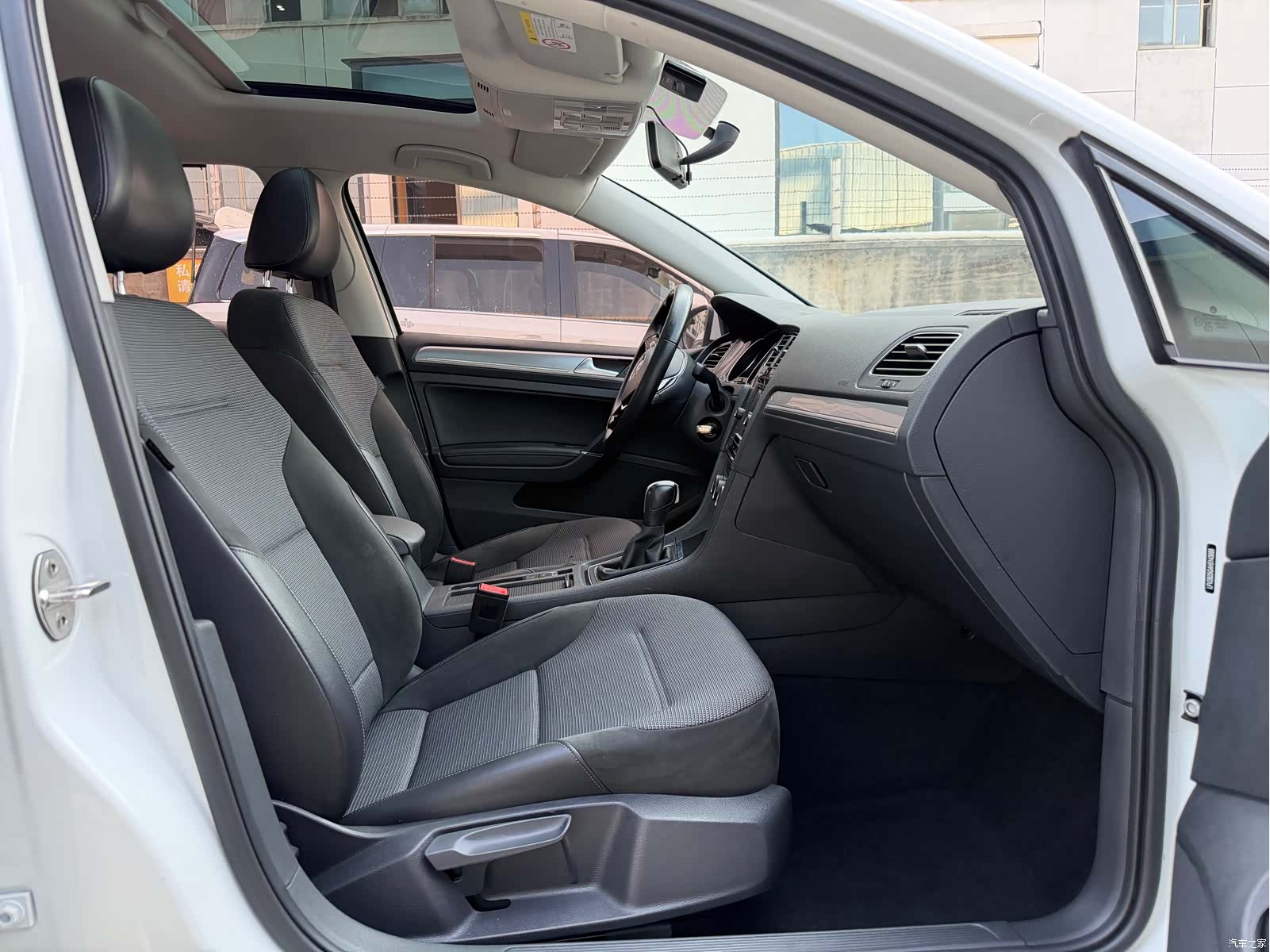 Volkswagen Golf, 2018 16