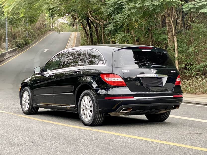 Mercedes-Benz R-class