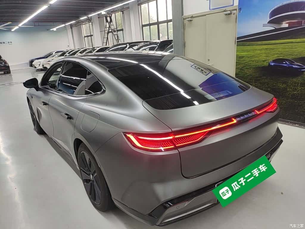 Geely E8, 2024 23
