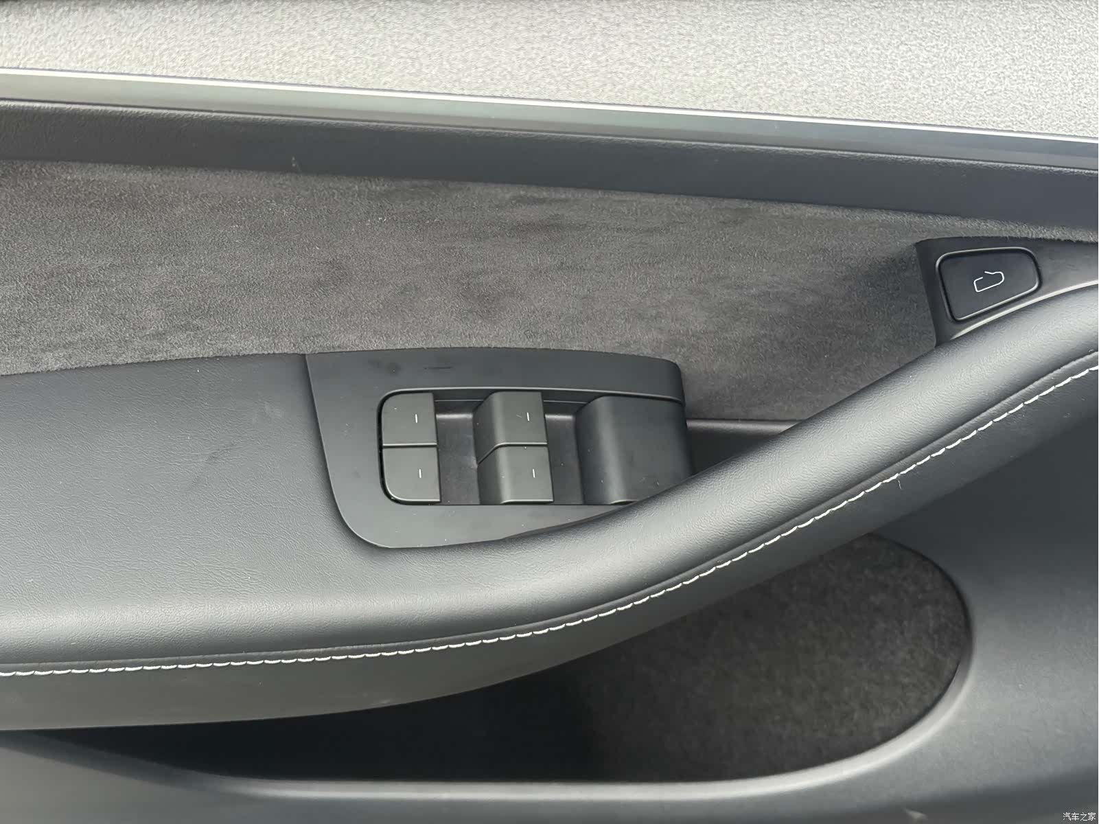 Tesla Model Y, 2024 7