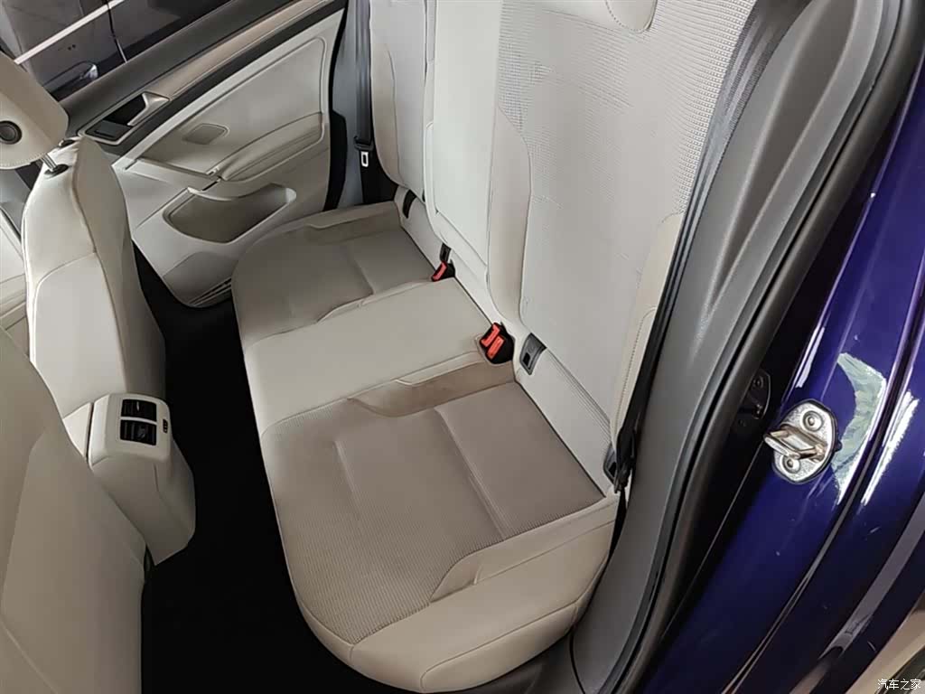 Volkswagen Golf, 2018 17