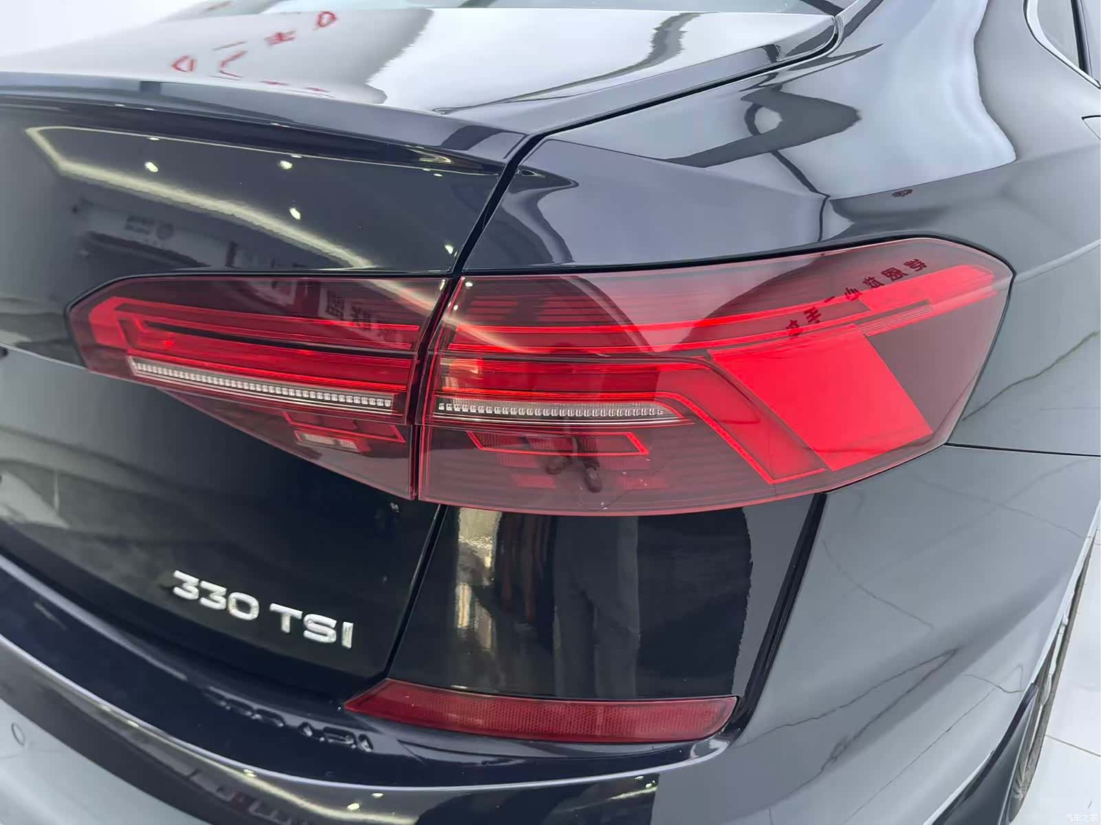 Volkswagen Passat, 2019 14