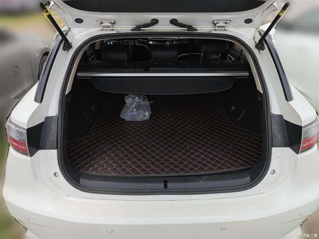 Lexus CT, 2015 10