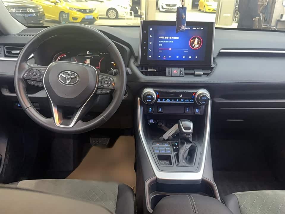 Toyota RAV4 Rongfang