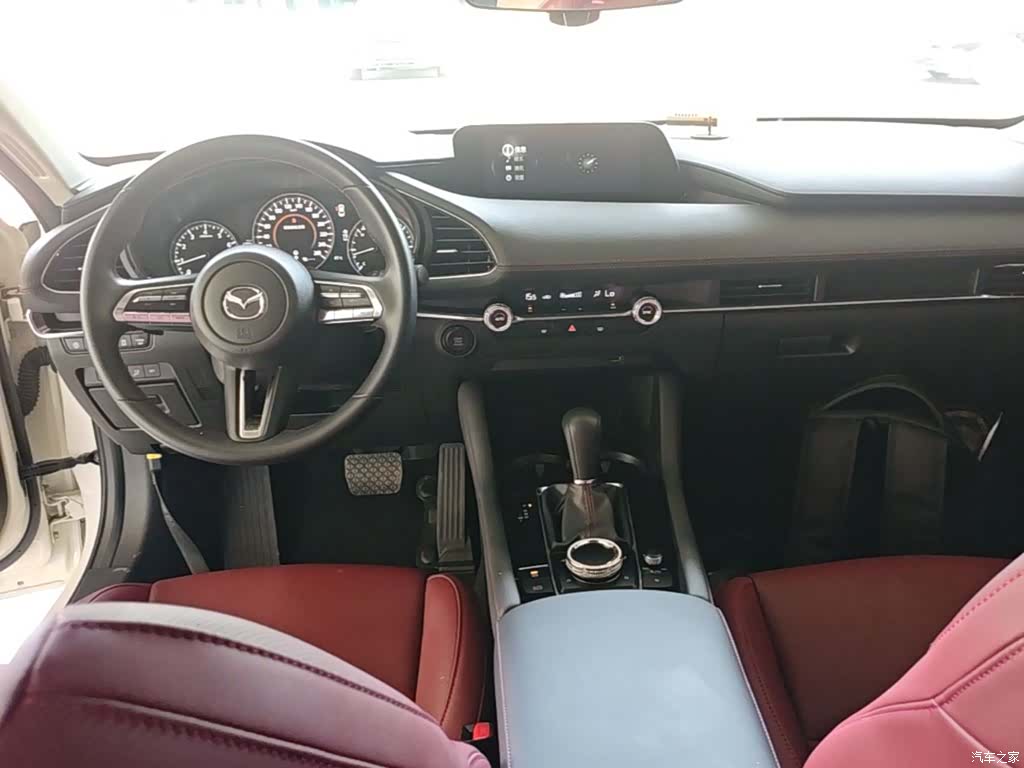 Mazda Mazda3, 2022 10