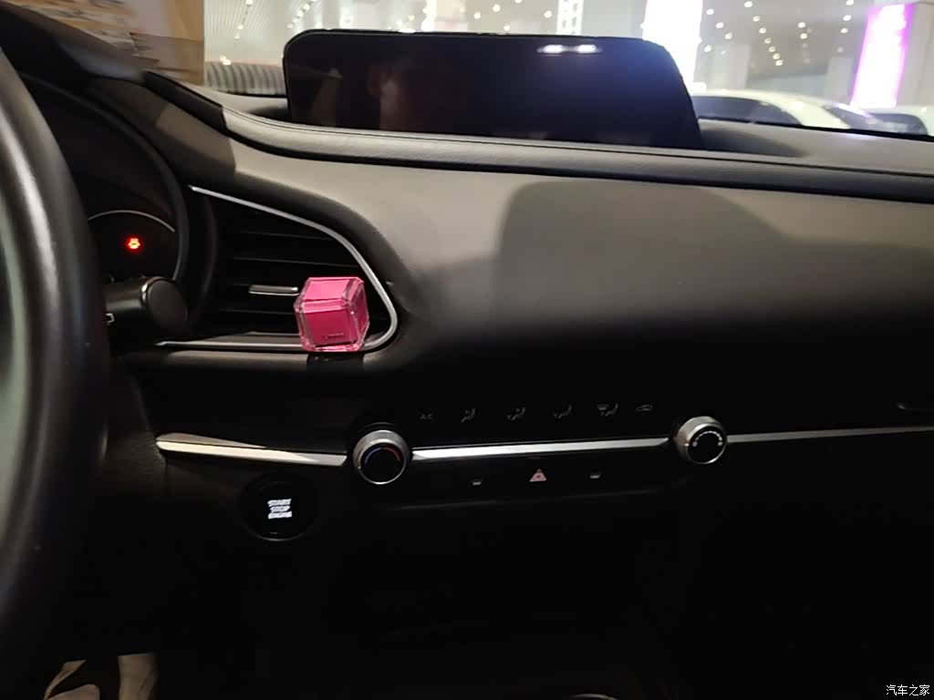 Mazda CX-30, 2020 13