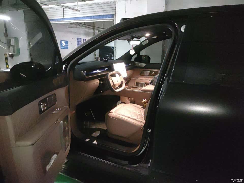 NIO ES9, 2026 7