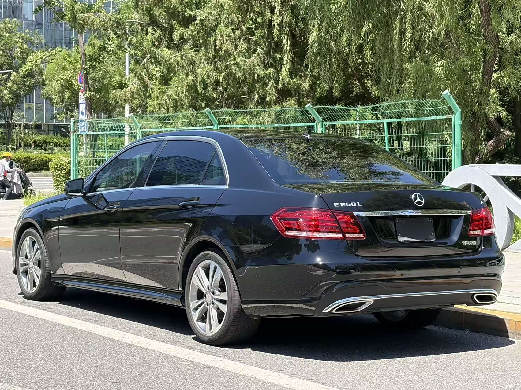 Mercedes-Benz E-Class, 2015 16