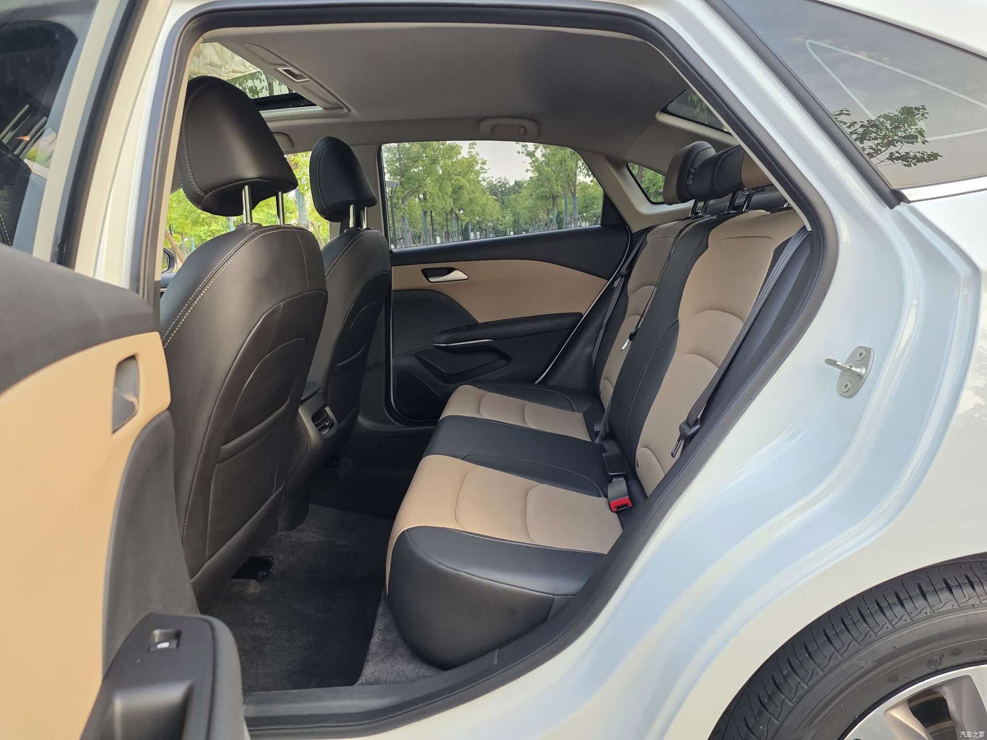 Chevrolet 320, 2022 10