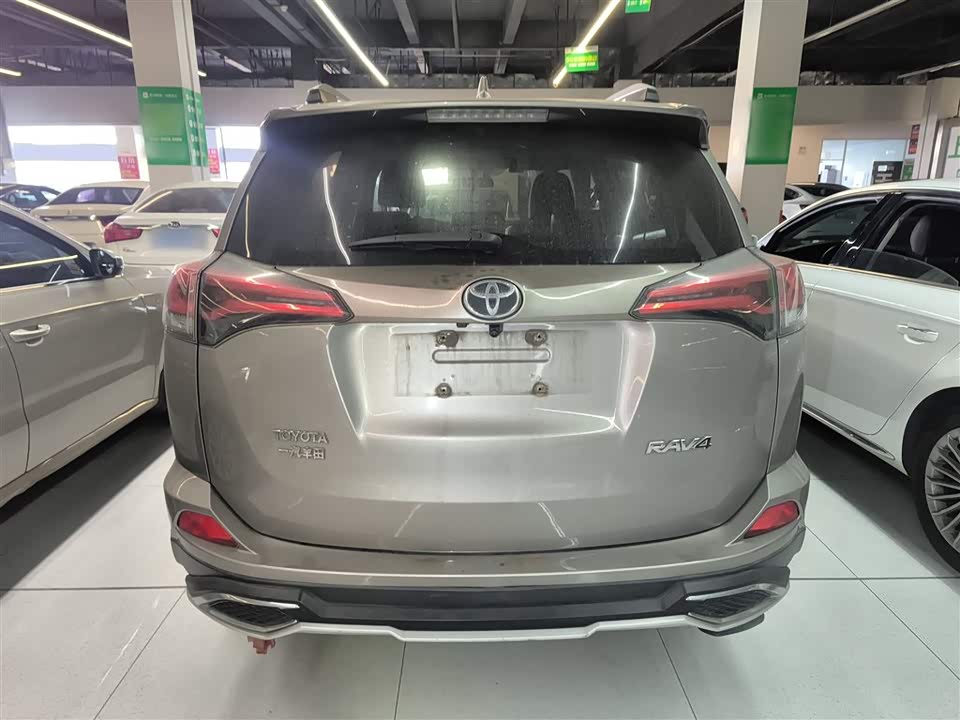 Toyota RAV4 Rongfang