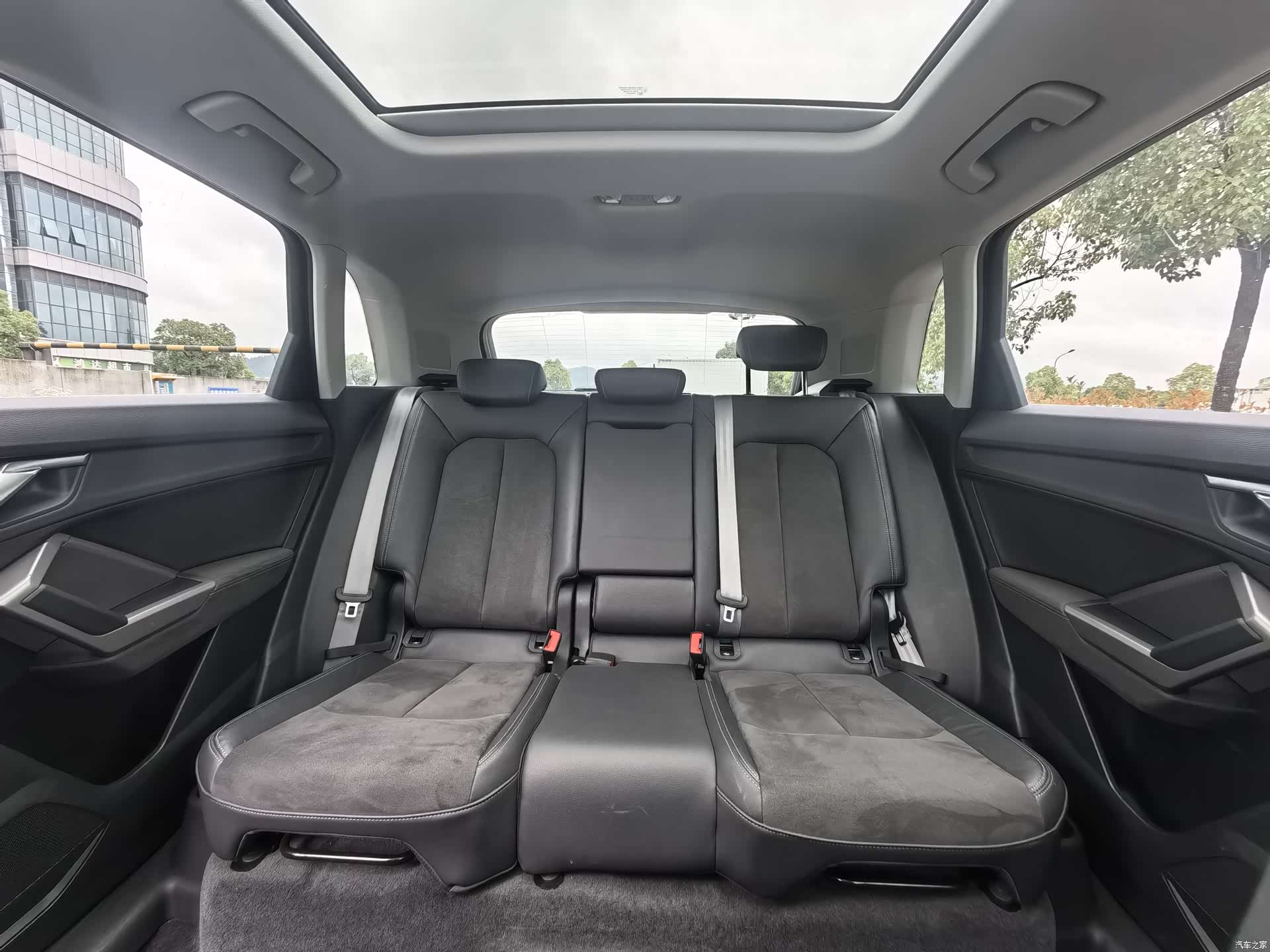 Audi Q3, 2023 12