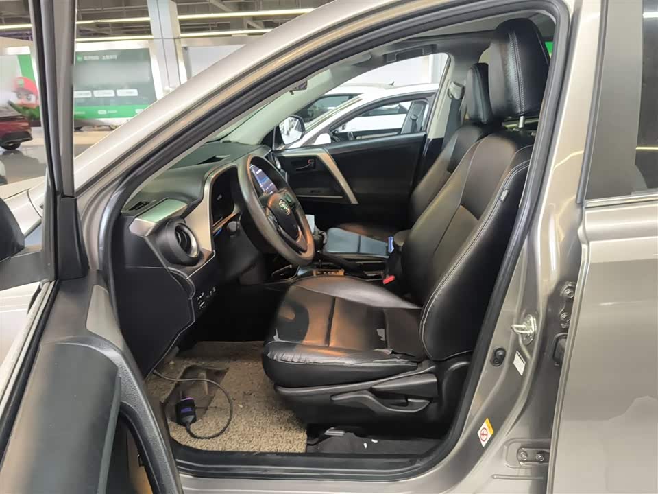 Toyota RAV4 Rongfang