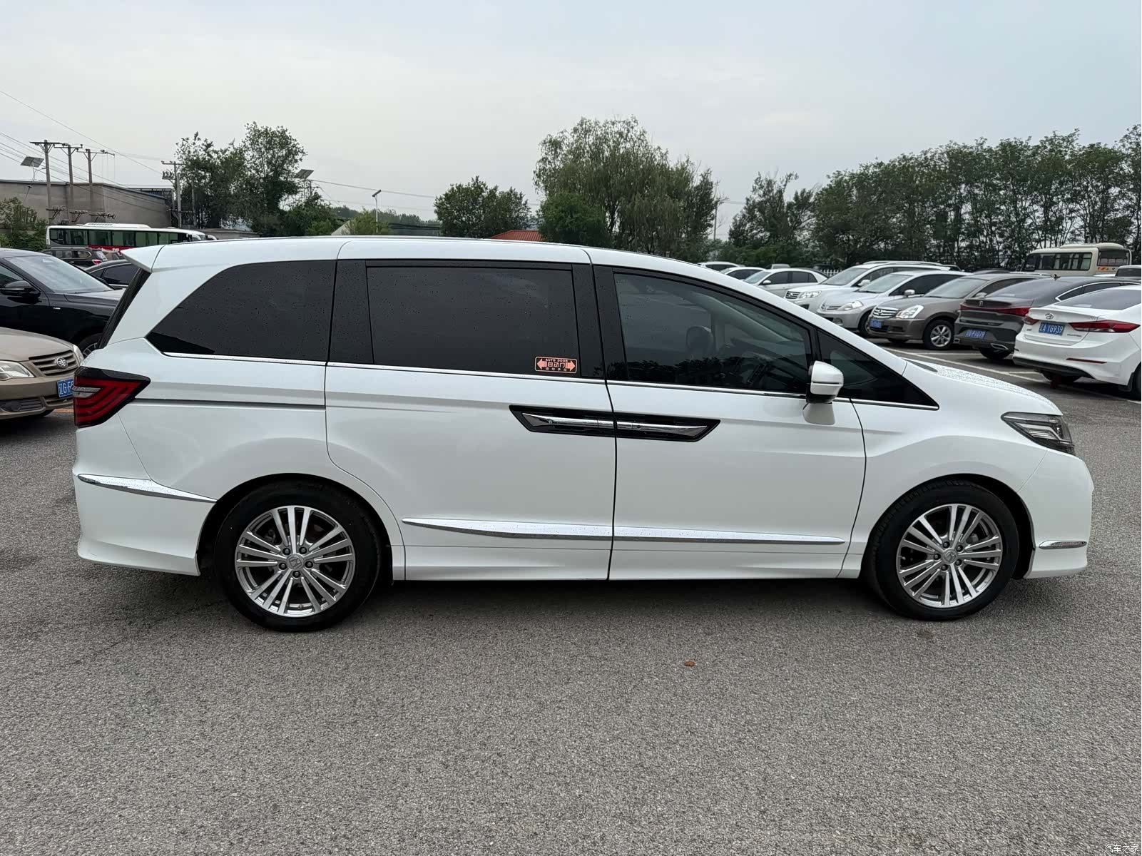 Honda Elysion, 2019 11