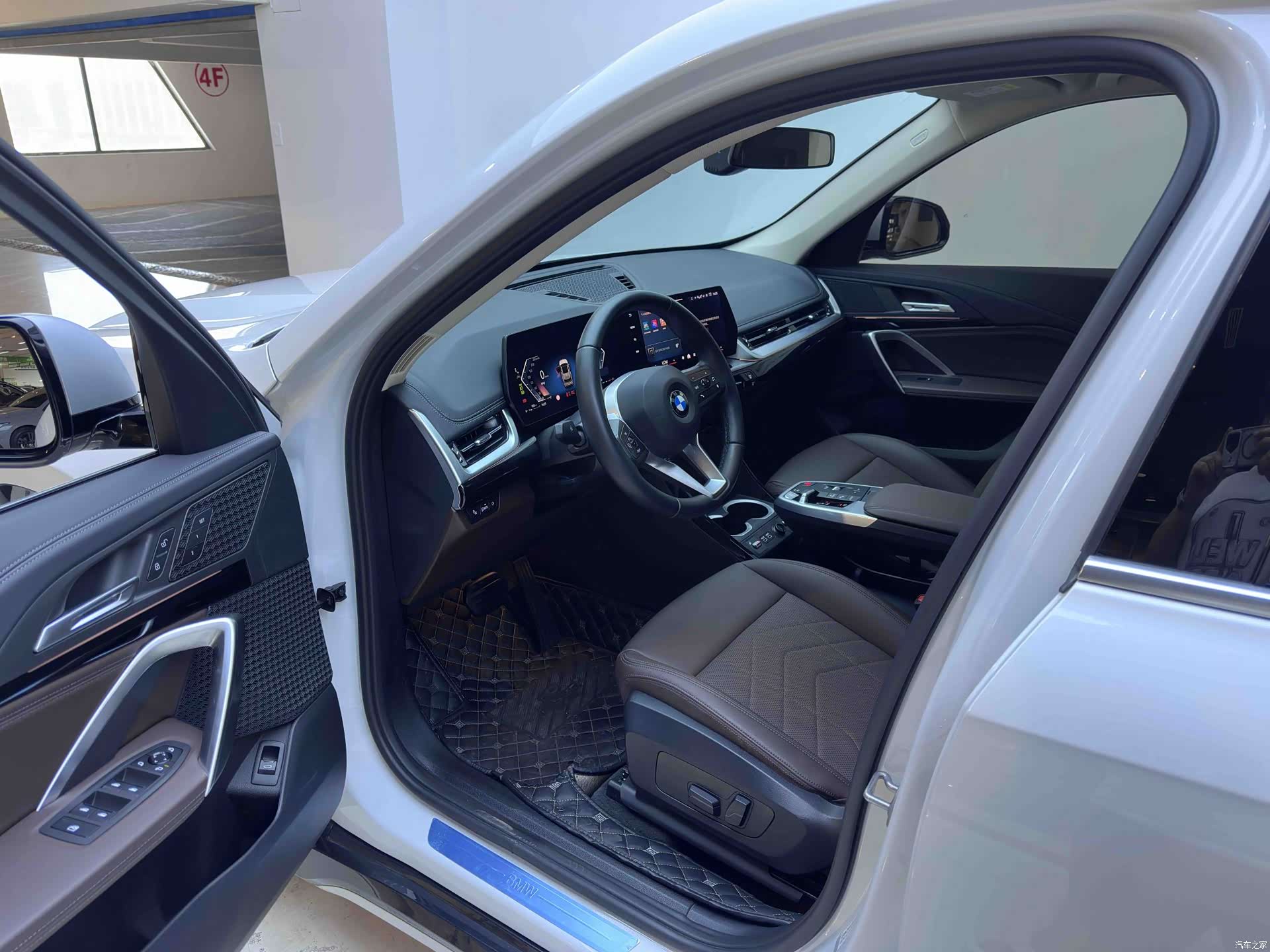 BMW X1, 2024 9