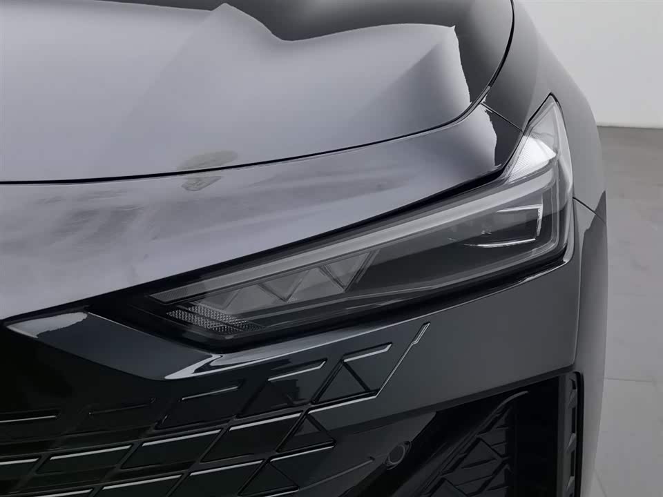 Changan UNI-V Changan UNI-V