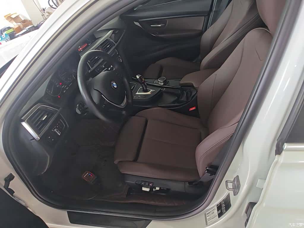 BMW 3 Series, 2019 11