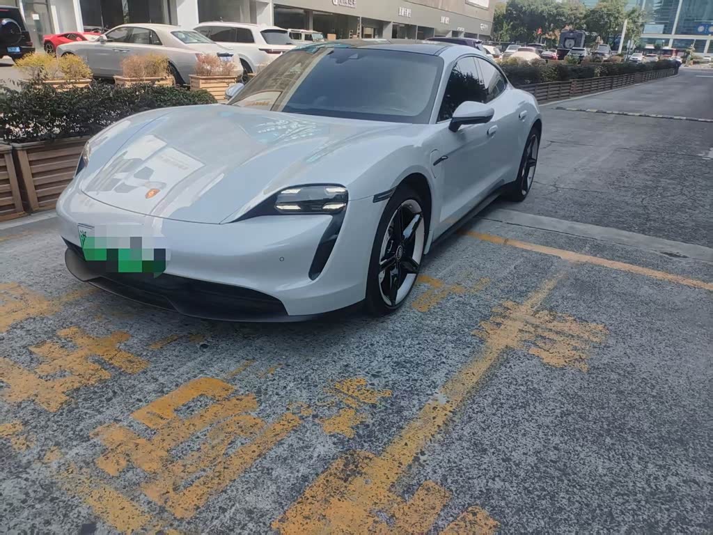 Porsche Taycan 2022 Taycan
